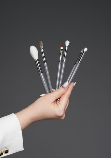 MAKEUP BRUSHES